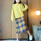 Long-sleeve Plain Sweatshirt / High-waist Plaid Split Hem Skirt