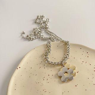 Flower Pendant Alloy Choker Silver - One Size