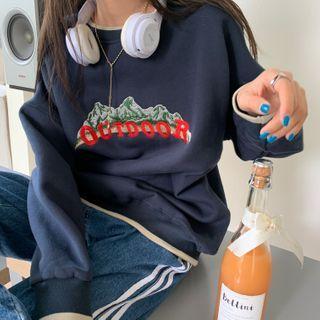 Round Neck Print Loose-fit Sweatshirt