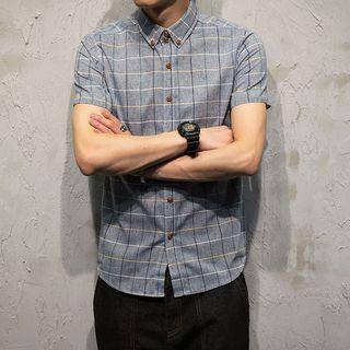 Short-sleeve Plaid Button-down Shirt