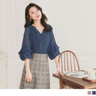 Lace Panel V-neck Bubble-elbow-sleeve Chiffon Top