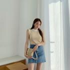 Sleeveless Button-shoulder Knit Top