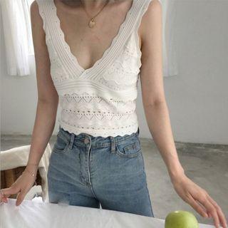 Deep V-neck Cropped Knit Tank Top