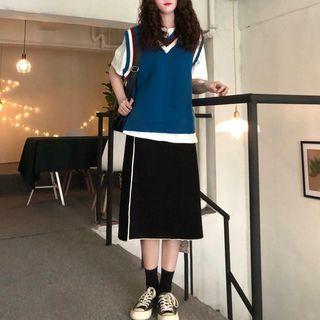 Midi A-line Skirt / Short-sleeve T-shirt / Knit Vest