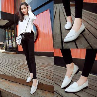 Faux-leather Pointy Loafers
