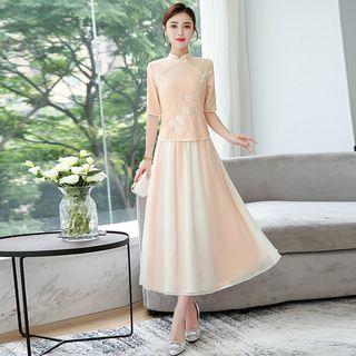 Set: Embroidered Elbow-sleeve Hanfu Blouse + Midi A-line Skirt