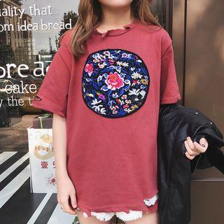 Flower Embroidered Ripped Short Sleeve T-shirt