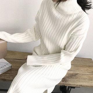Turtle-neck Ribbed Maxi Sweater Dress