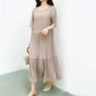 Plain Short-sleeve Accordion Pleated Midi A-line Dress