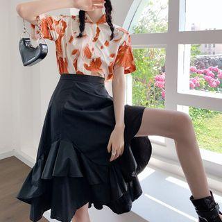 Short-sleeve Fish Print Shirt / Irregular A-line Skirt