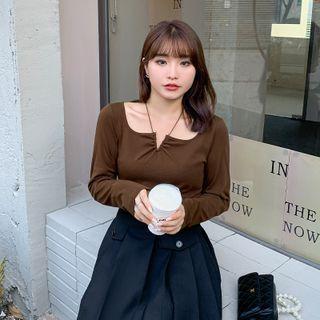 Long-sleeve Plain Cross-strap  Knit T-shirt