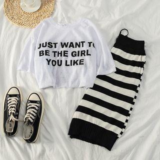 People-print Lettering Short-sleeve T-shirt / Drawstring Striped Knit Shorts