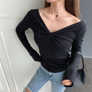 Twisted Front Long-sleeve Off-shoulder Top