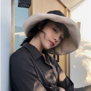 Reversible Wide Brim Bucket Hat