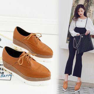 Pointed Platform Lace Up Shoes