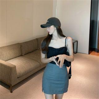 Short-sleeve Blazer / Sleeveless Top / Skinny Split Skirt