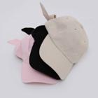 Bow-back Cap