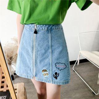 Embroidered Front Zip Denim Skirt