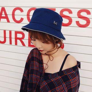 Zip Detail Bucket Hat