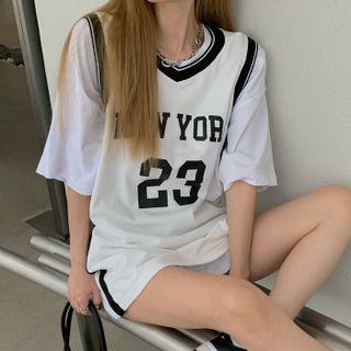 Wide Lettering Sleeveless Tank Top T-shirt