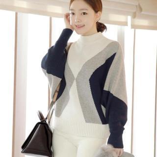 Mock-neck Color-block Sweater
