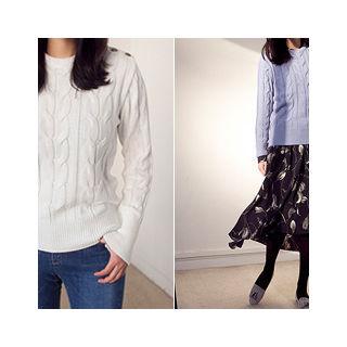 Button-shoulder Cable-knit Sweater