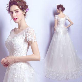 Short-sleeve Lace A-line Wedding Gown