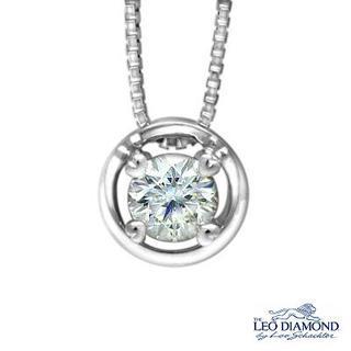 18k White Gold Halo Four Prong Diamond Pendant Necklace (16)