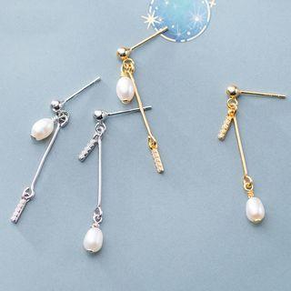 Non-matching 925 Sterling Silver Faux Pearl Dangle Earring