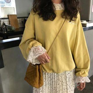 Mock Two-piece Lace-trim Lettering Sweatshirt