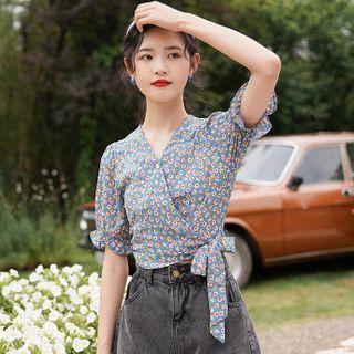 Short-sleeve Floral Chiffon V-neck Blouse