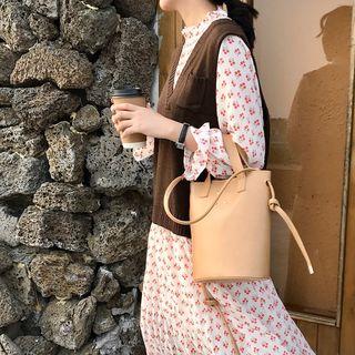 Bucket Bag Almond - One Size