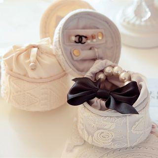 Lace Jewelry Case With Tassel