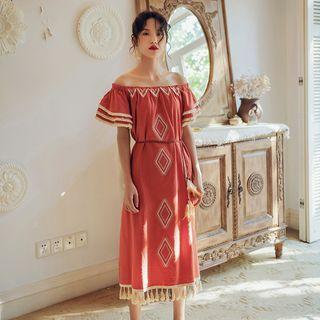Geometric Off-shoulder Tasseled Maxi Dress