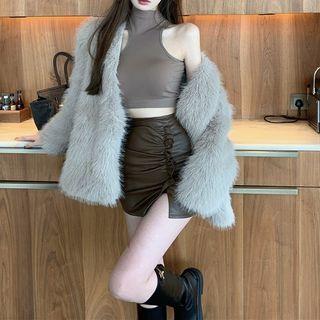 Halter Top / Pencil Skirt / Fluffy Jacket