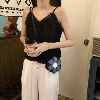 Crochet Trim Single-breasted Sleeveless Lace Top