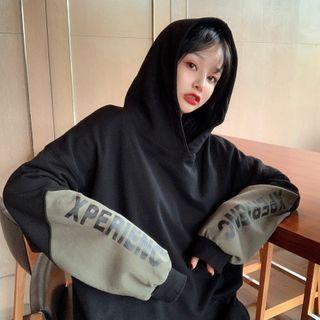 Contrast Sleeve Lettering Hoodie