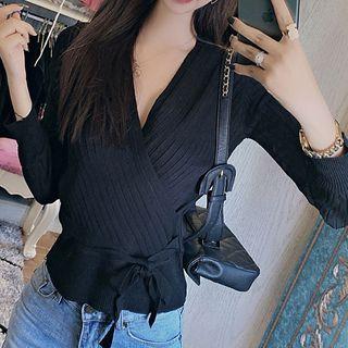 Tie-waist V-neck Rib Knit Top