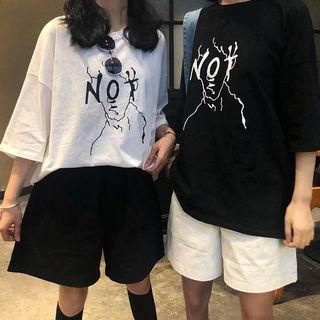 Elbow-sleeve Printed T-shirt / Wide Leg Shorts