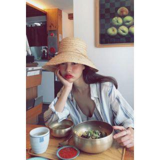 Set: Frey-hem Striped Shirt + Spaghetti-strap Top