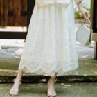 Wavy Trim Lace Skirt