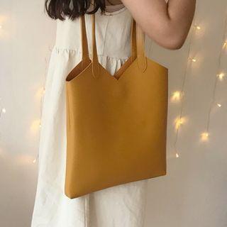 Set: Faux Leather Tote Bag + Buttoned Clutch