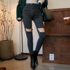 Mid-rise Cutout-knee Skinny Jeans