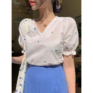 Elbow-sleeve V-neck Floral Embroidered Blouse White - One Size