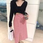 Plain Cropped Long Sleeve T-shirt / Plaid Midi Skirt