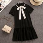 Short-sleeve Bow Accent Collared Dress