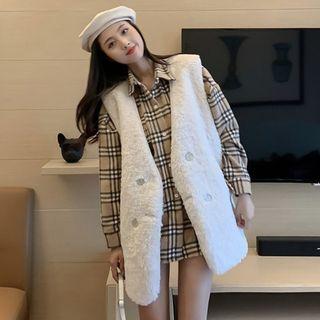 Long-sleeve Plaid Shirt / Faux Shearling Buttoned Vest