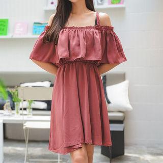 Off-shoulder Ruffle-trim Dress