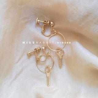 Alloy Key Hoop Earring 1 Pair - Clip On Earring - One Size