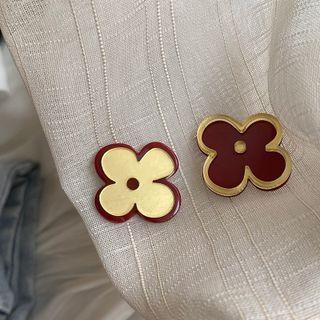 Asymmetrical Flower Stud Earring 1 Pair - Silver Stud - Red & Gold - One Size